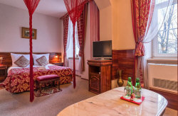 Hotel oldtimeshotel noclegi Kraków 01